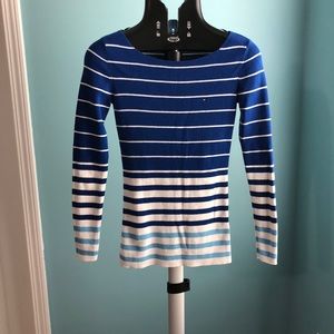 Tommy Hilfiger sweater